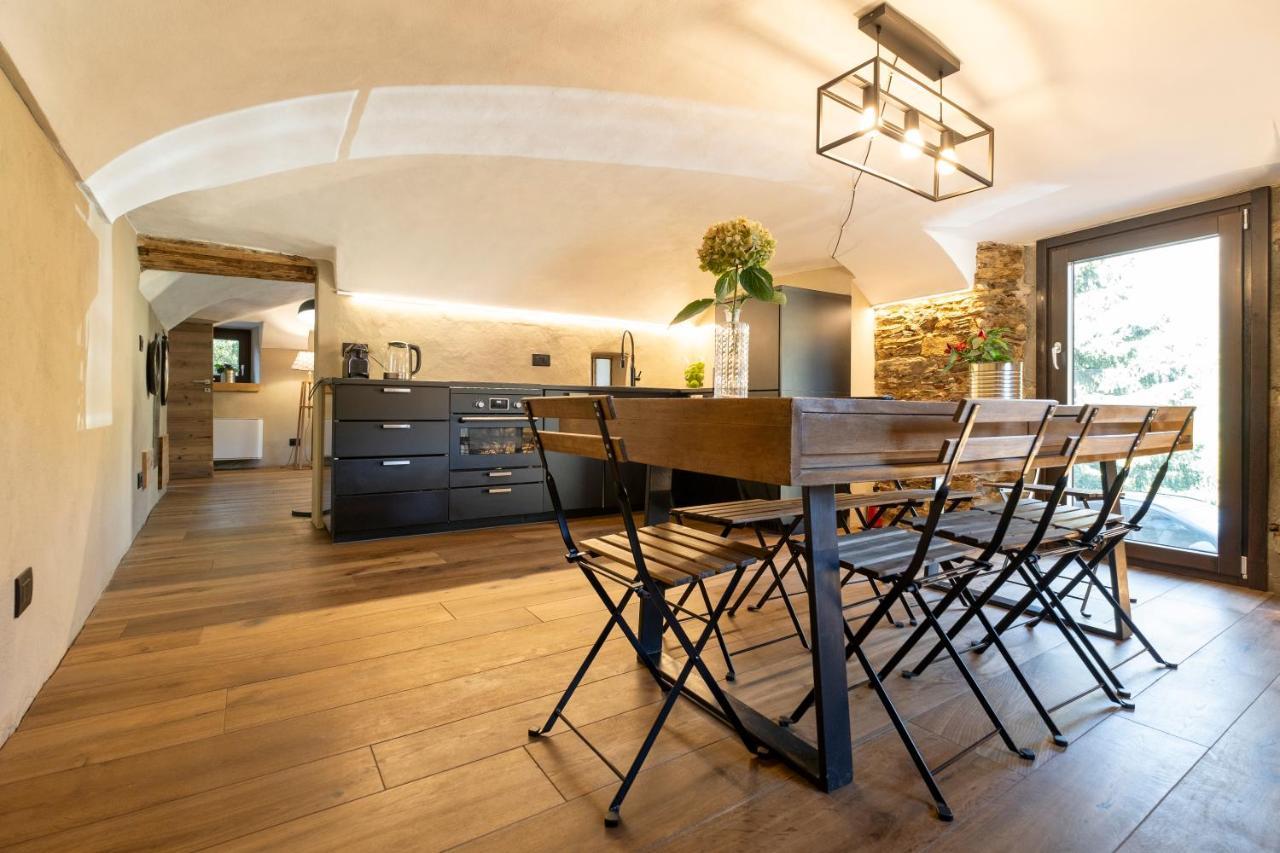 Bed and Breakfast L'Ozio Creativo Castelnuovo Nigra Exterior foto