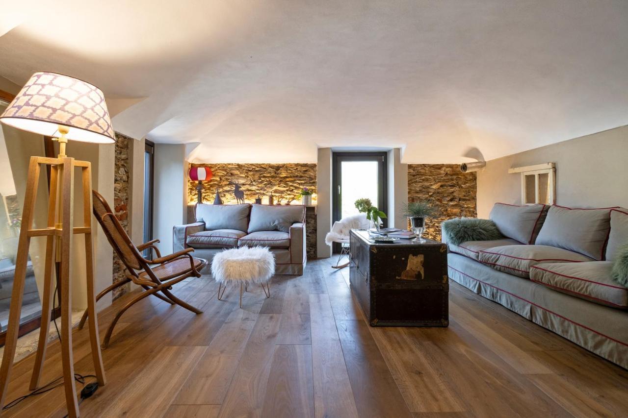 Bed and Breakfast L'Ozio Creativo Castelnuovo Nigra Exterior foto