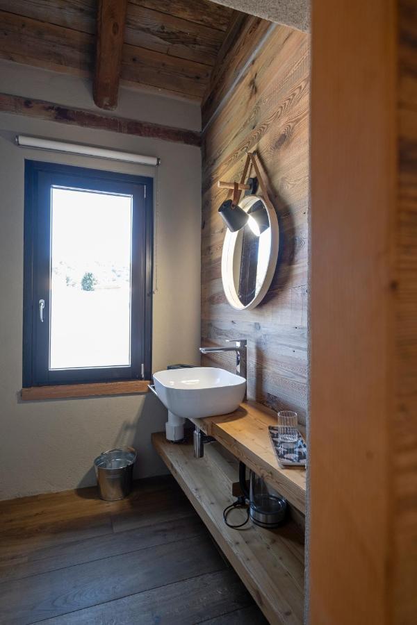 Bed and Breakfast L'Ozio Creativo Castelnuovo Nigra Exterior foto